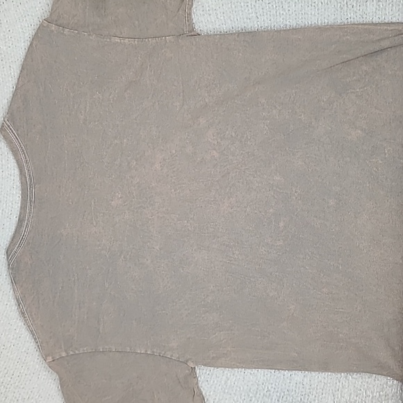 Licensed Band Merch Chris Stapleton Hard Livin' Relaxed Graphic Tee in Tan - Picture 15 of 17